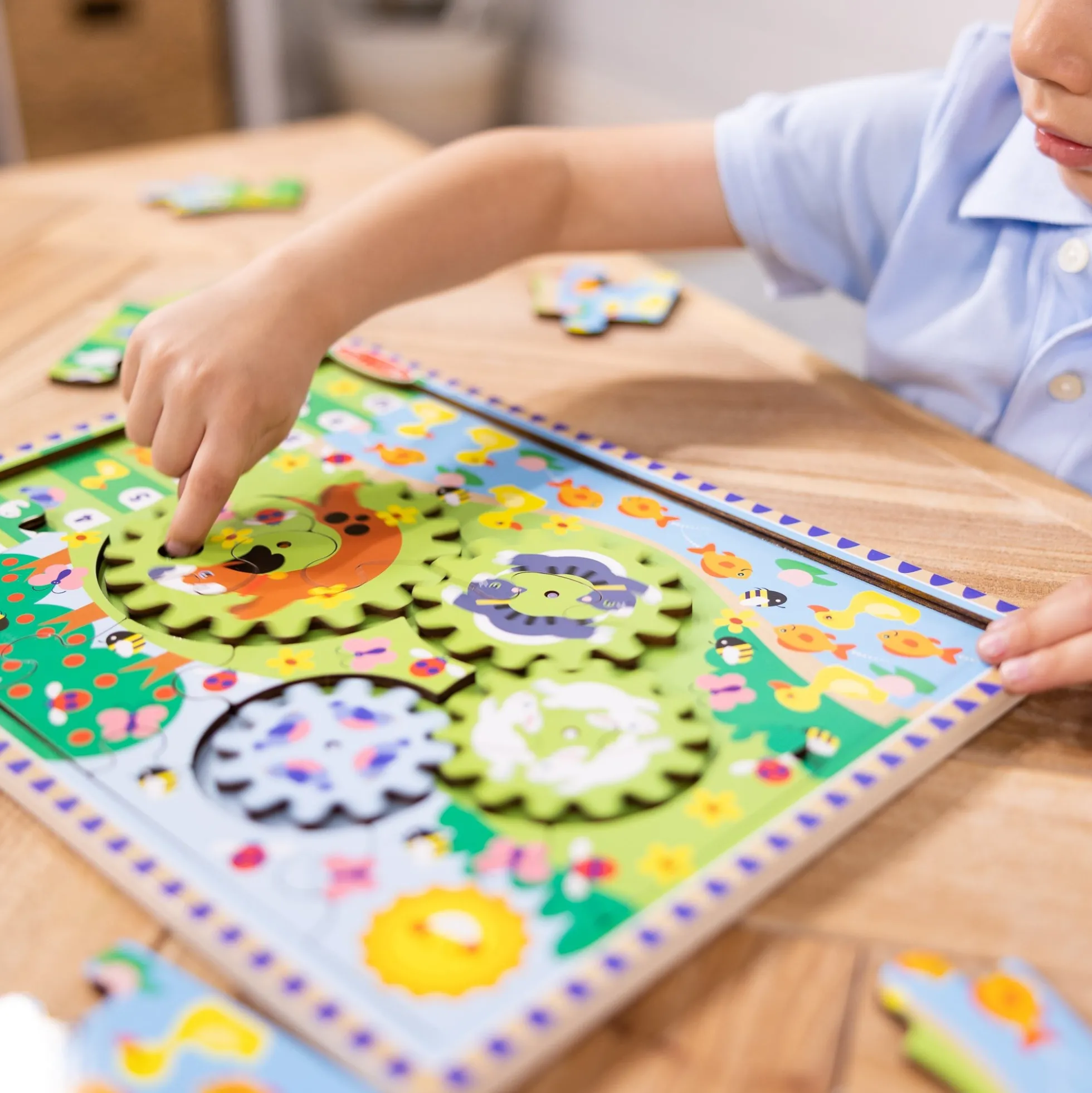 Animal Chase I-Spy Wooden Gear Puzzle