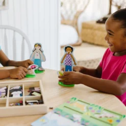 Best Friends Magnetic Dress-Up Play Set
