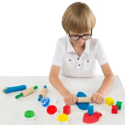 Created by Me! Shape, Model & Mold Modeling Dough Craft Kit