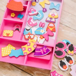 Disney Minnie Wooden Magnetic Dress-Up