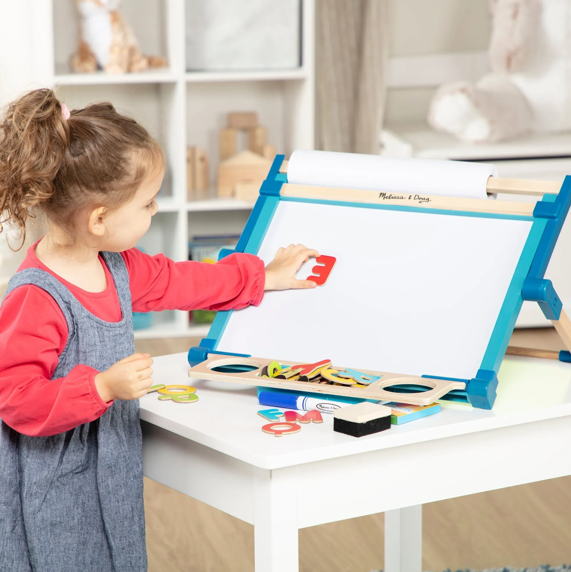 Double-Sided Magnetic Tabletop Easel