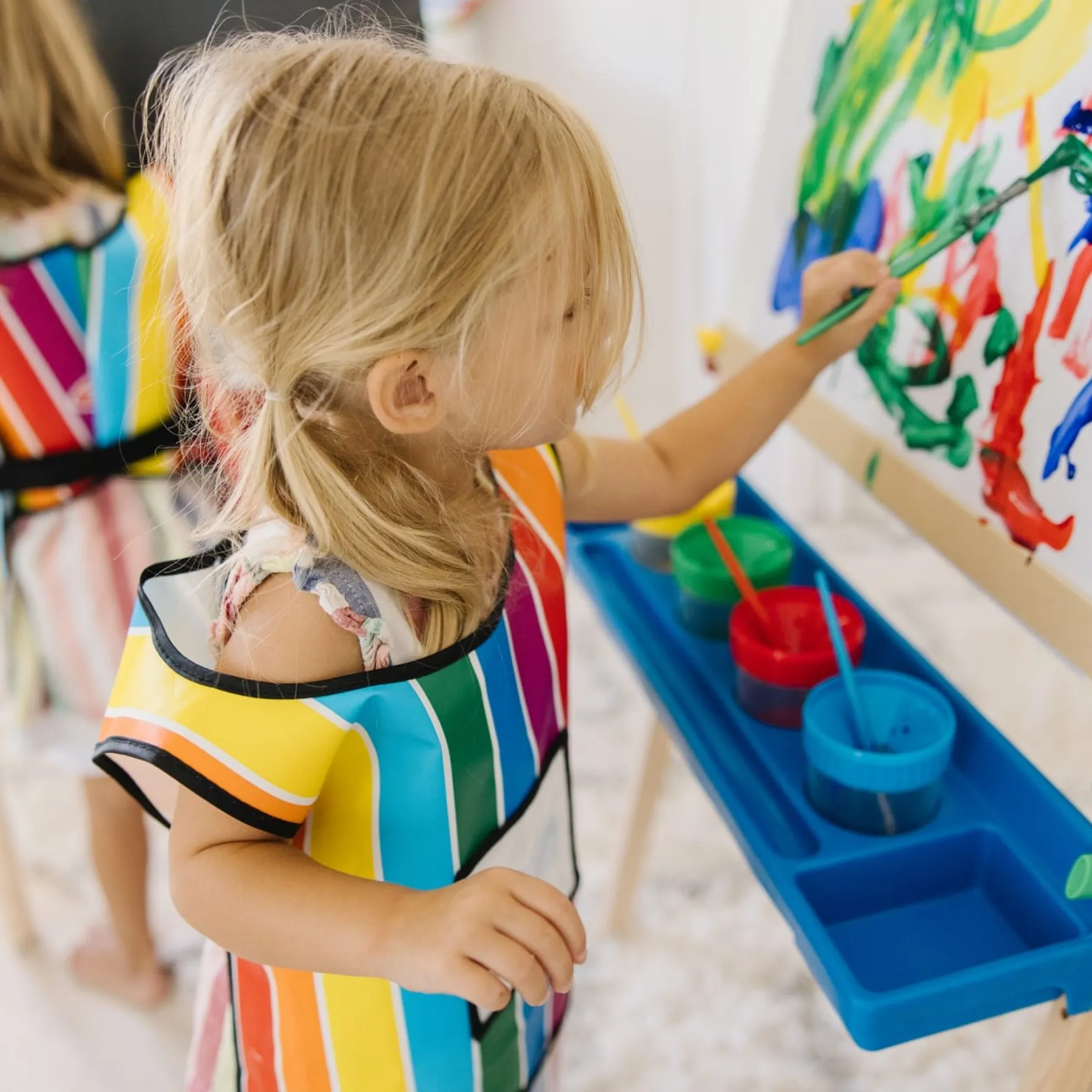 Easel & Accessories Gift Bundle