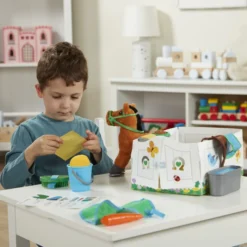 Feed & Groom Horse Care Play Set