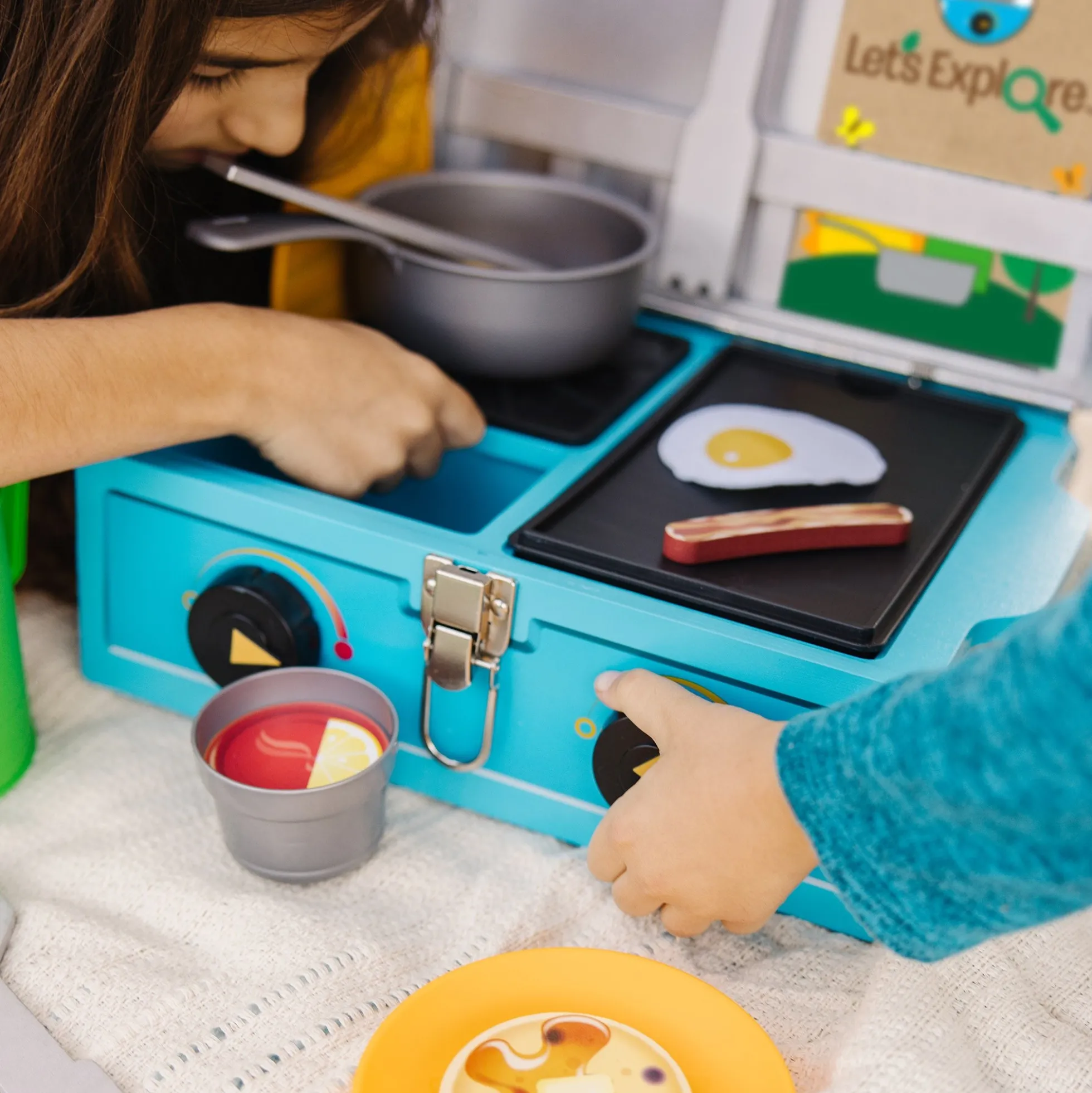 Let’s Explore Camp Stove Play Set