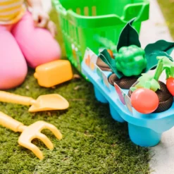Let’s Explore Vegetable Gardening Play Set