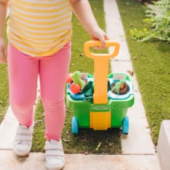 Let’s Explore Vegetable Gardening Play Set