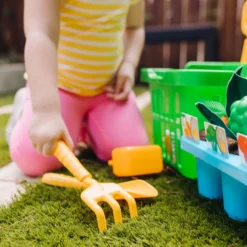 Let’s Explore Vegetable Gardening Play Set