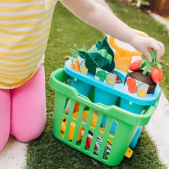Let’s Explore Vegetable Gardening Play Set