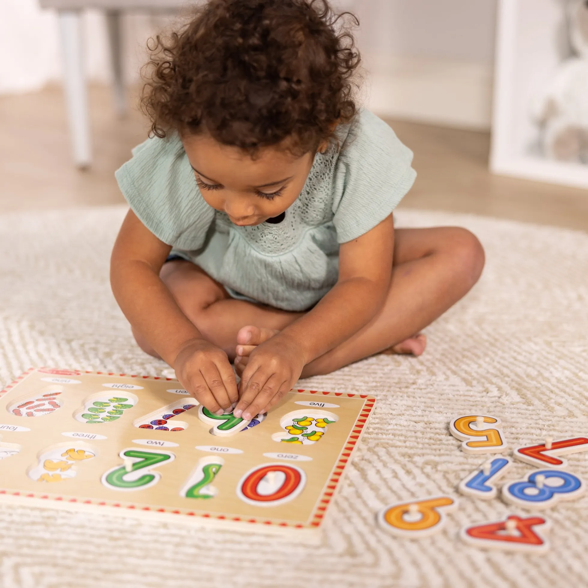 Lift & See Numbers Peg Puzzle - 10 Pieces