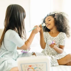 LOVE YOUR LOOK - Makeup Kit Play Set