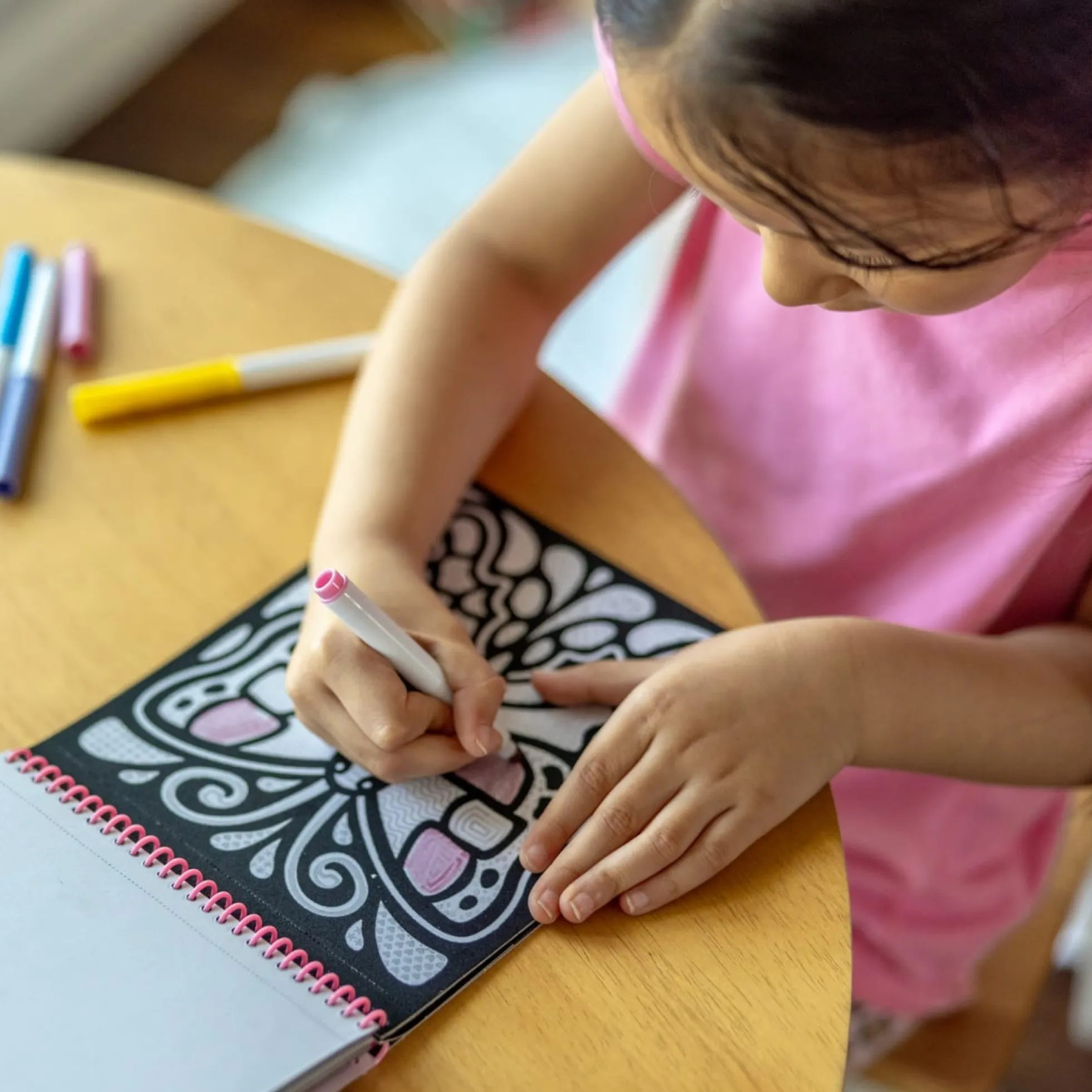 Magic Velvet Butterfly Scenes - On the Go Travel Activity