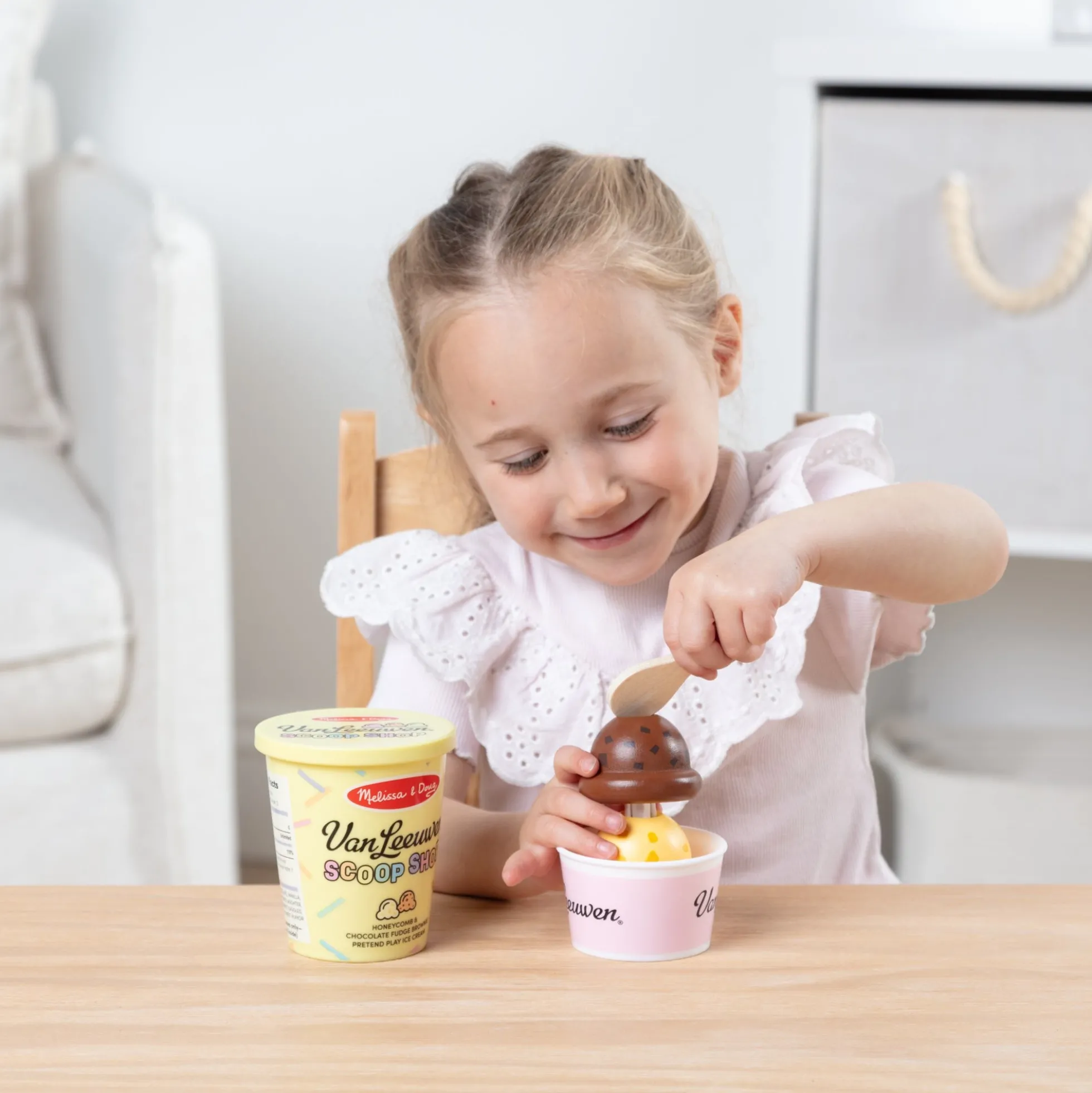 Melissa & Doug x Van Leeuwen Scoop Pack