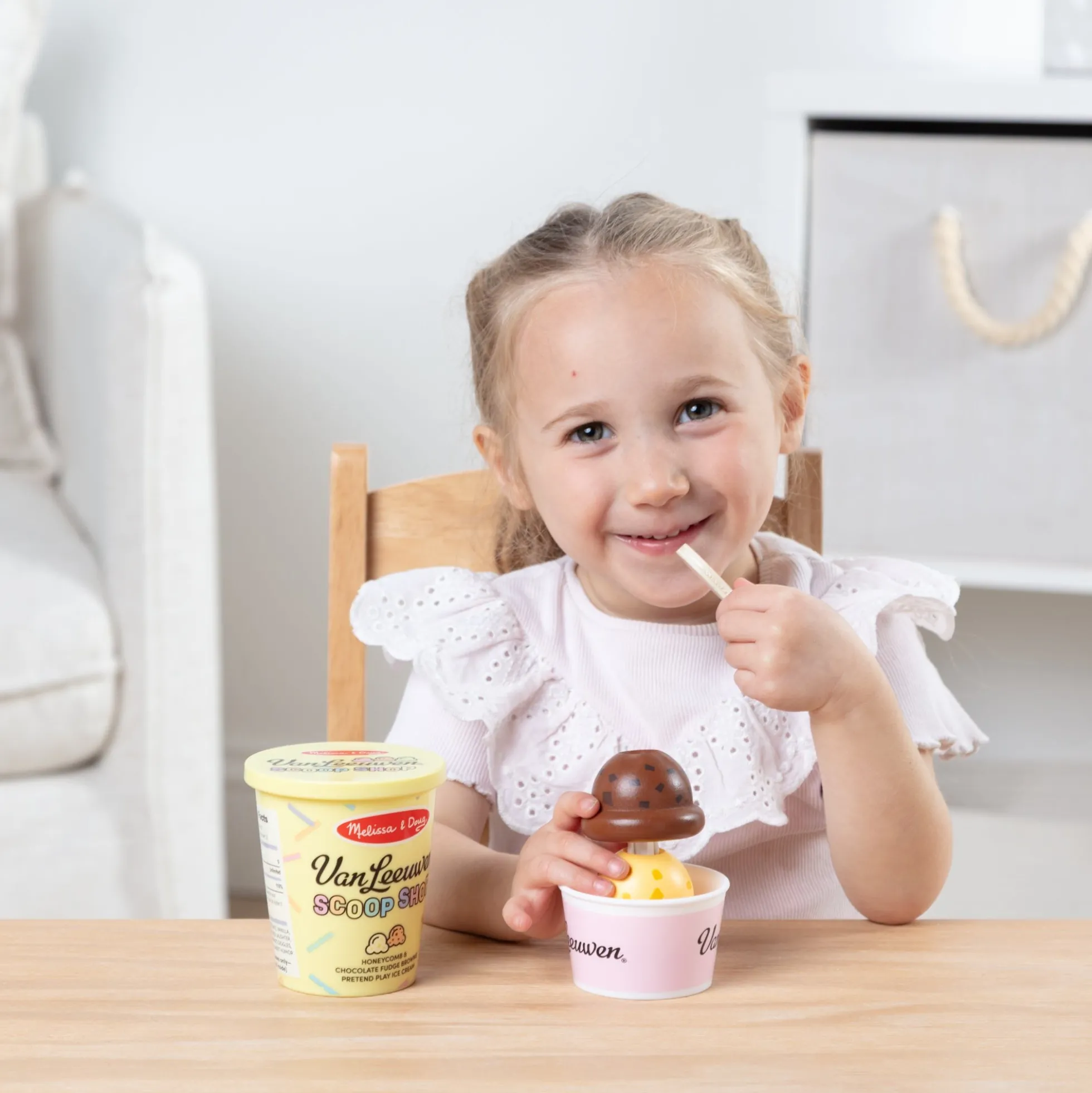 Melissa & Doug x Van Leeuwen Scoop Pack