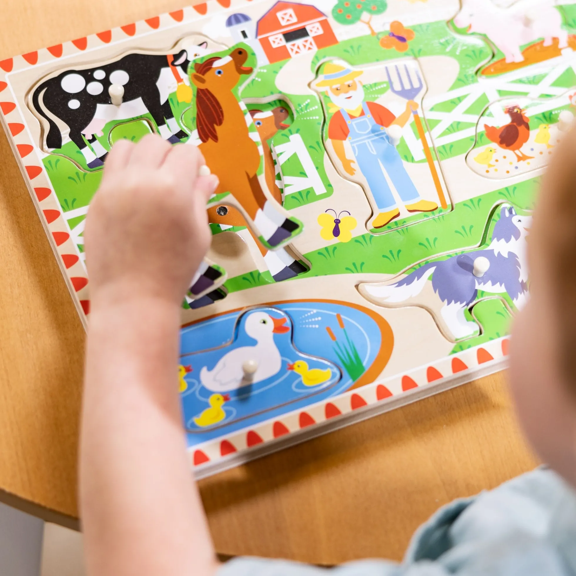 Old MacDonald's Farm Song Puzzle - 8 Pieces