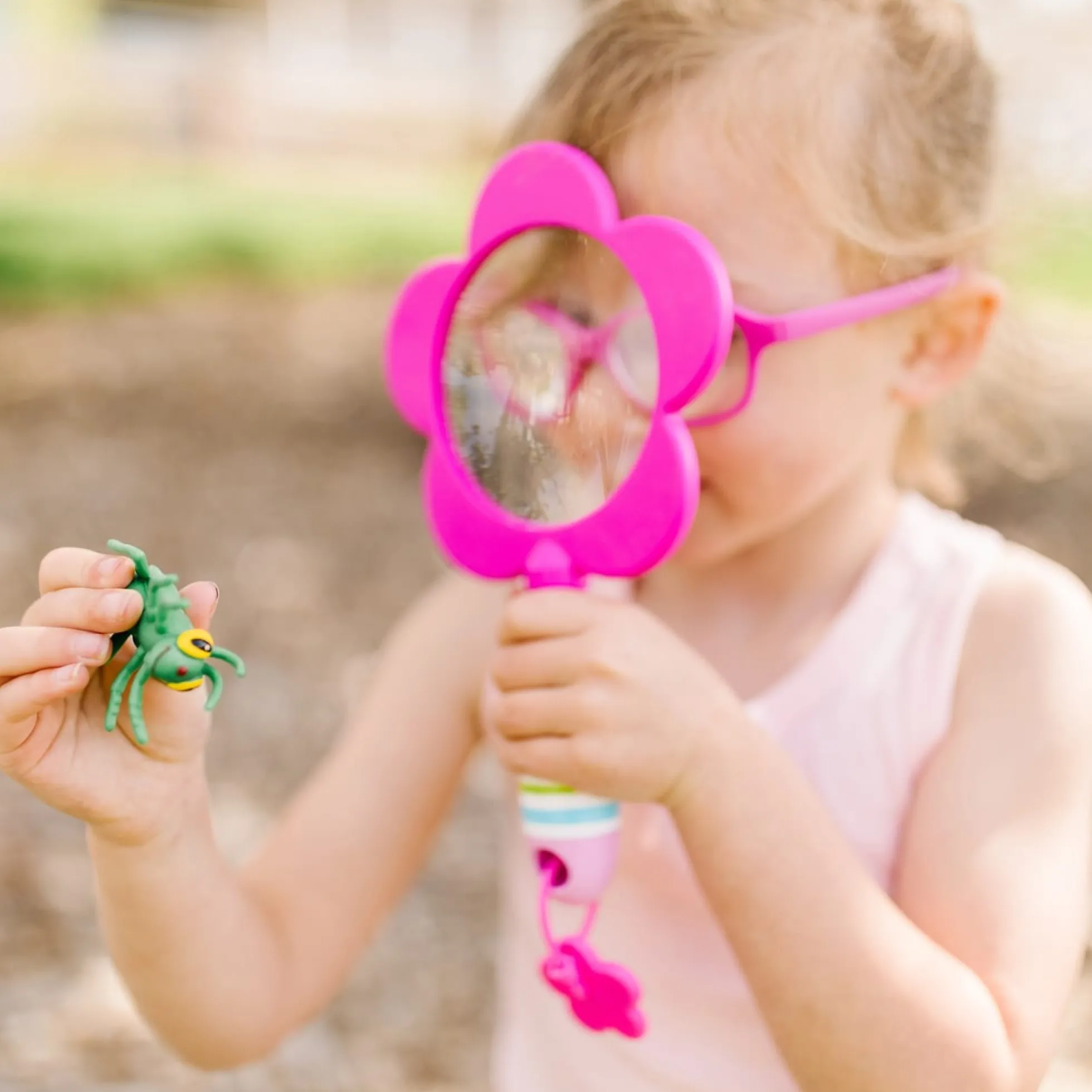 Pretty Petals Magnifier