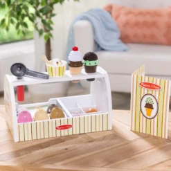 Scoop & Serve Ice Cream Counter