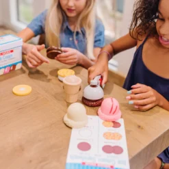Scoops & Sandwiches Ice Cream Play Set