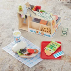 Slice & Stack Sandwich Counter