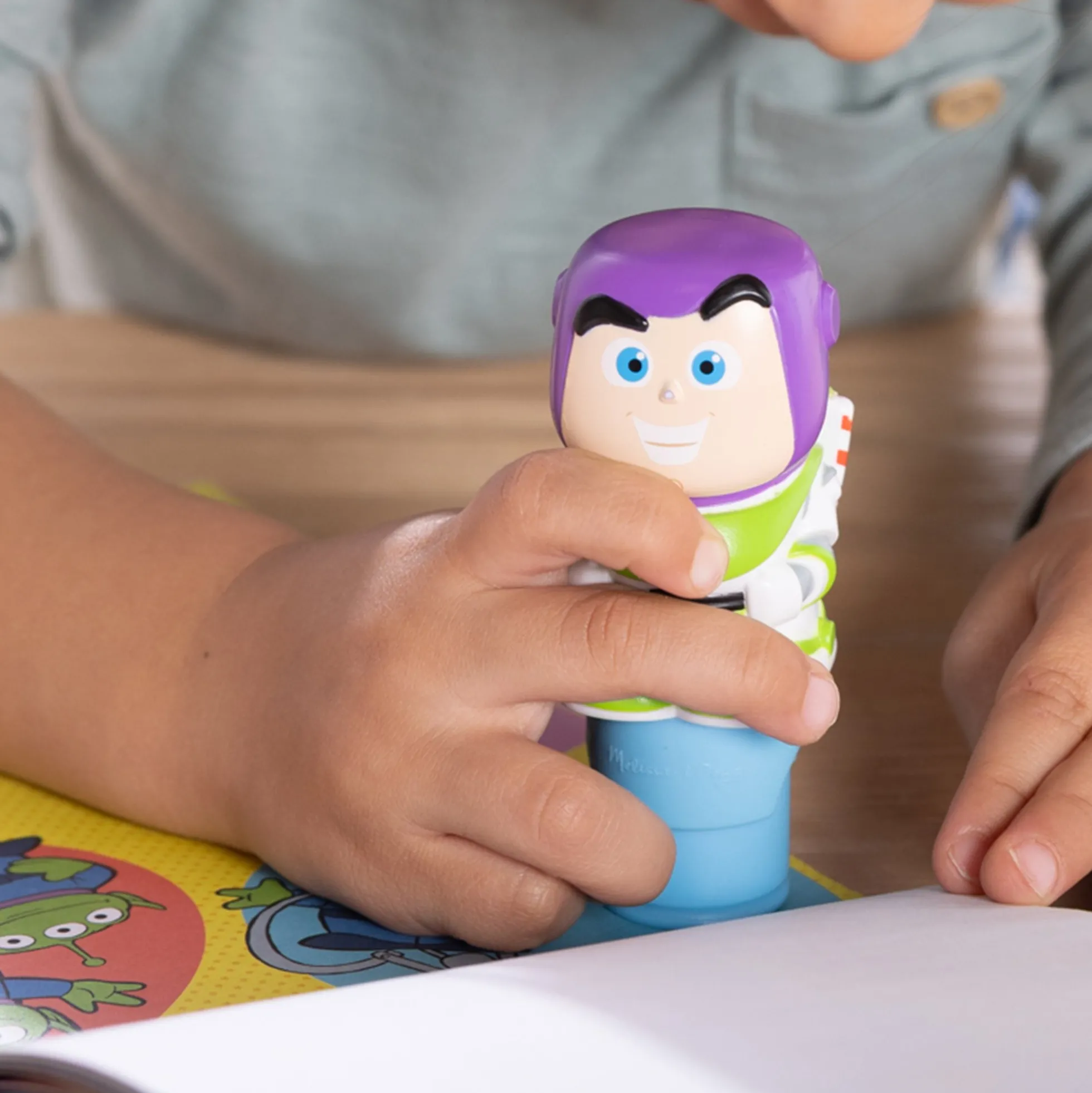 Sticker WOW!™ Activity Pad & Sticker Stamper - Buzz Lightyear