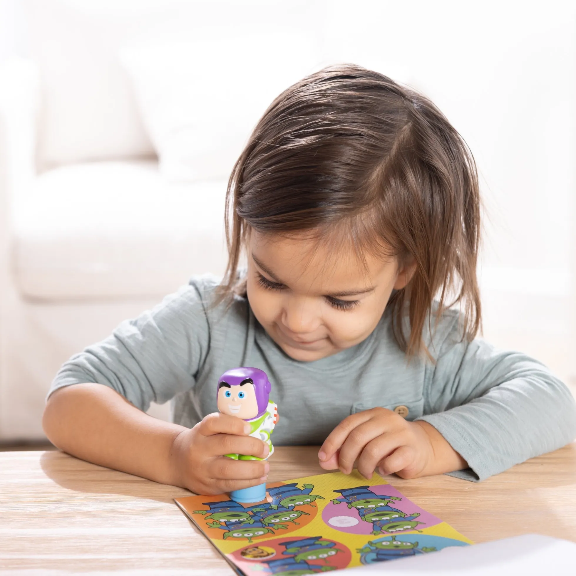 Sticker WOW!™ Activity Pad & Sticker Stamper - Buzz Lightyear