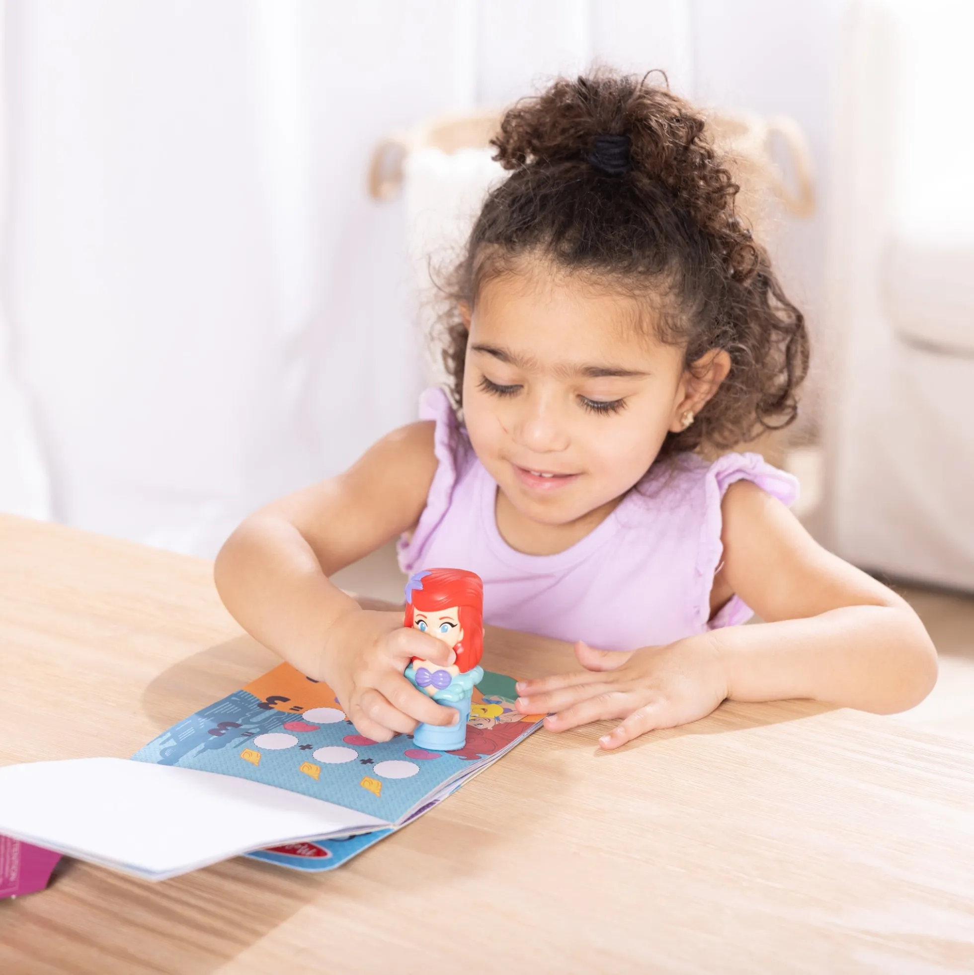 Sticker WOW!™ Activity Pad & Sticker Stamper - Ariel