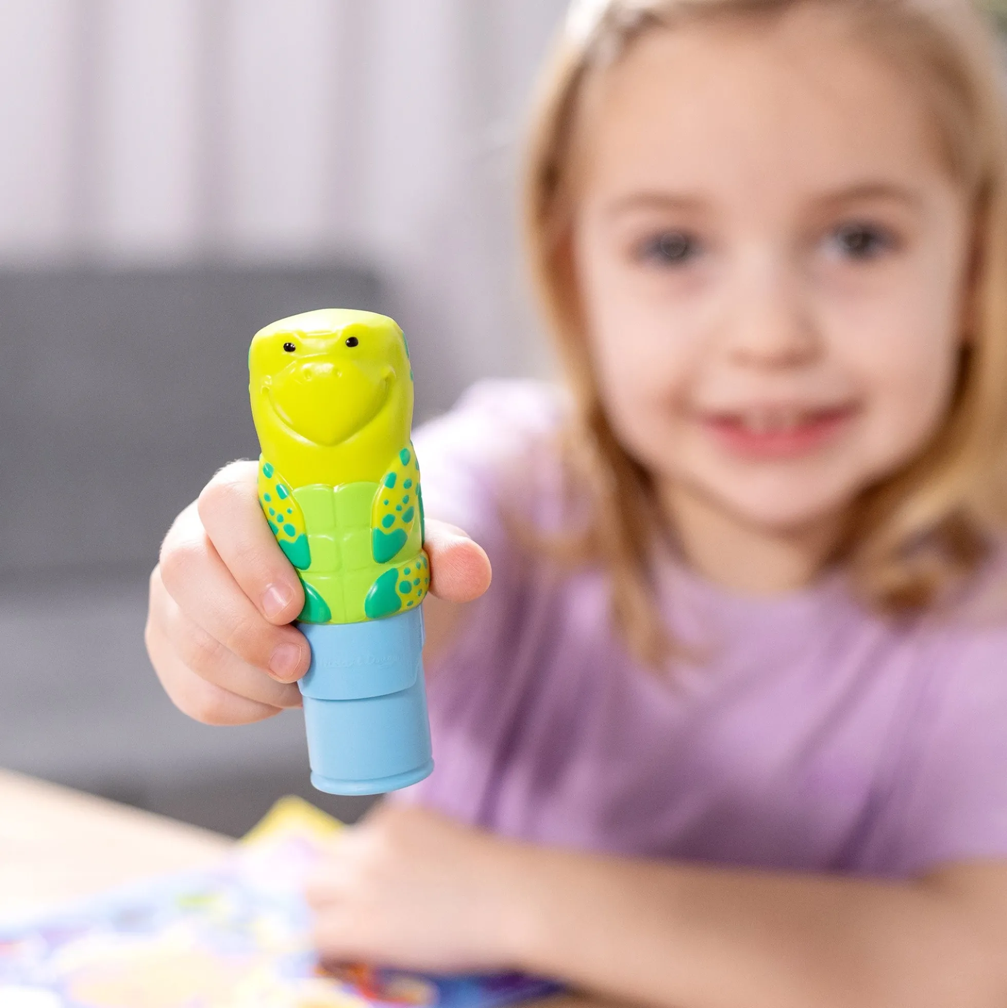 Sticker WOW!™ Activity Pad & Sticker Stamper - Sea Turtle