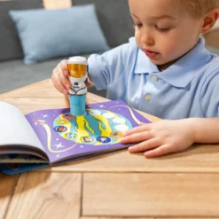Sticker WOW!™ Activity Pad & Sticker Stamper - Astronaut
