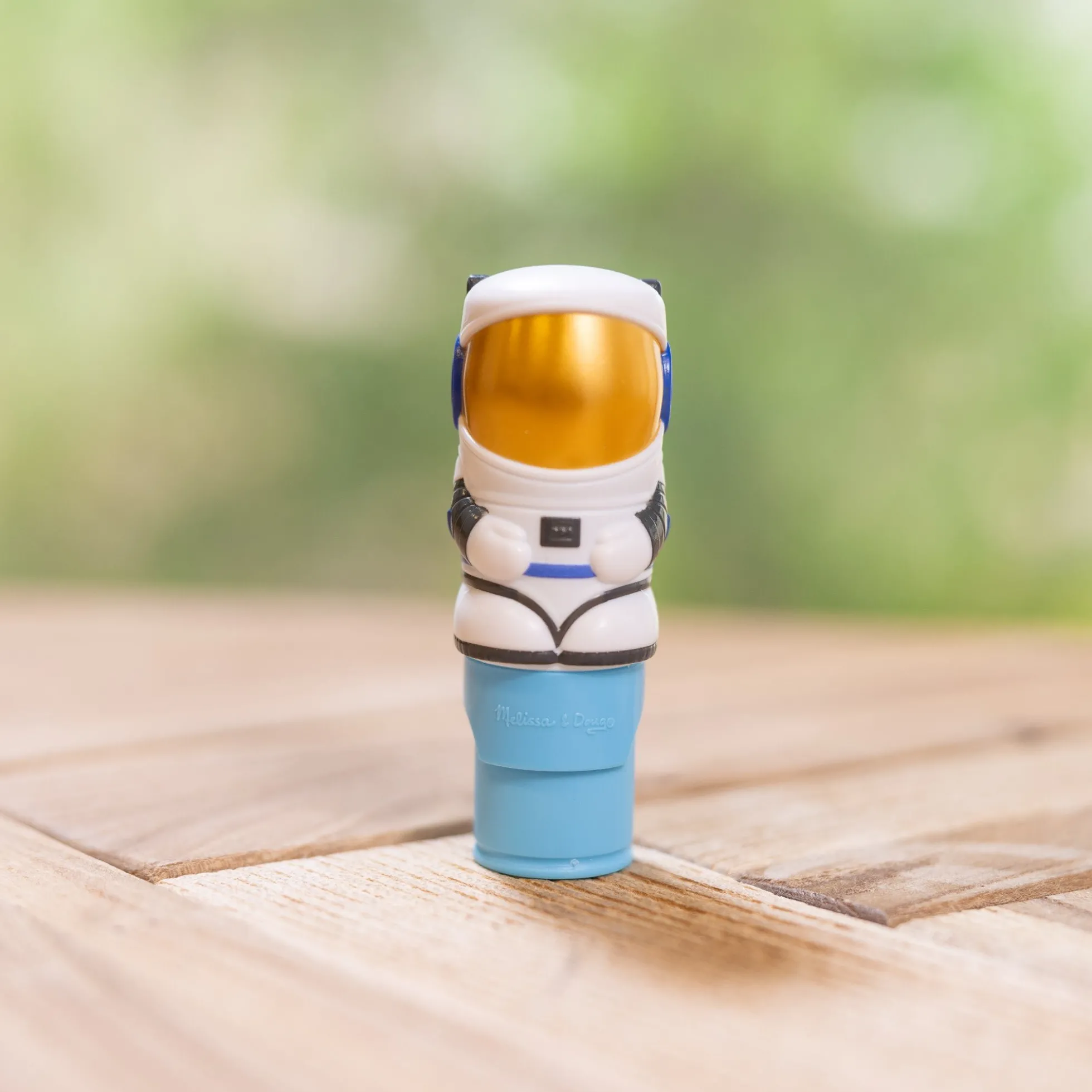 Sticker WOW!™ Activity Pad & Sticker Stamper - Astronaut