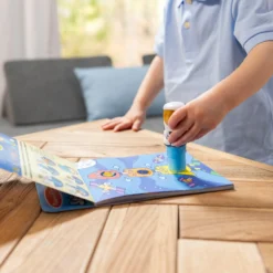 Sticker WOW!™ Activity Pad & Sticker Stamper - Astronaut