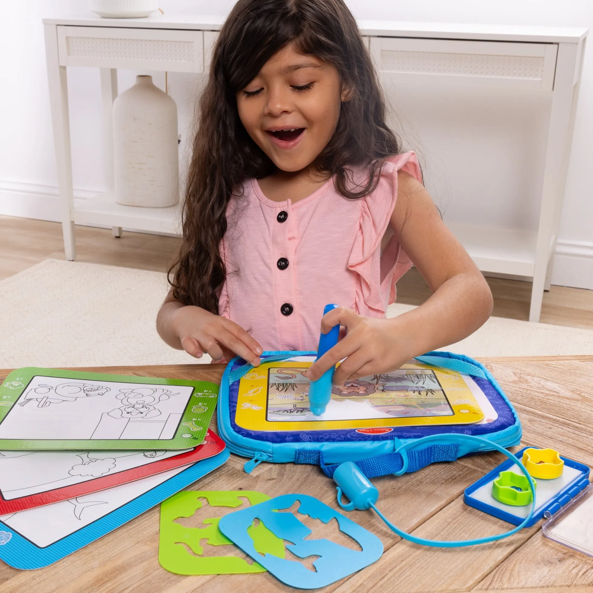 Water WOW! Take-Along Multi-Activity Drawing Set