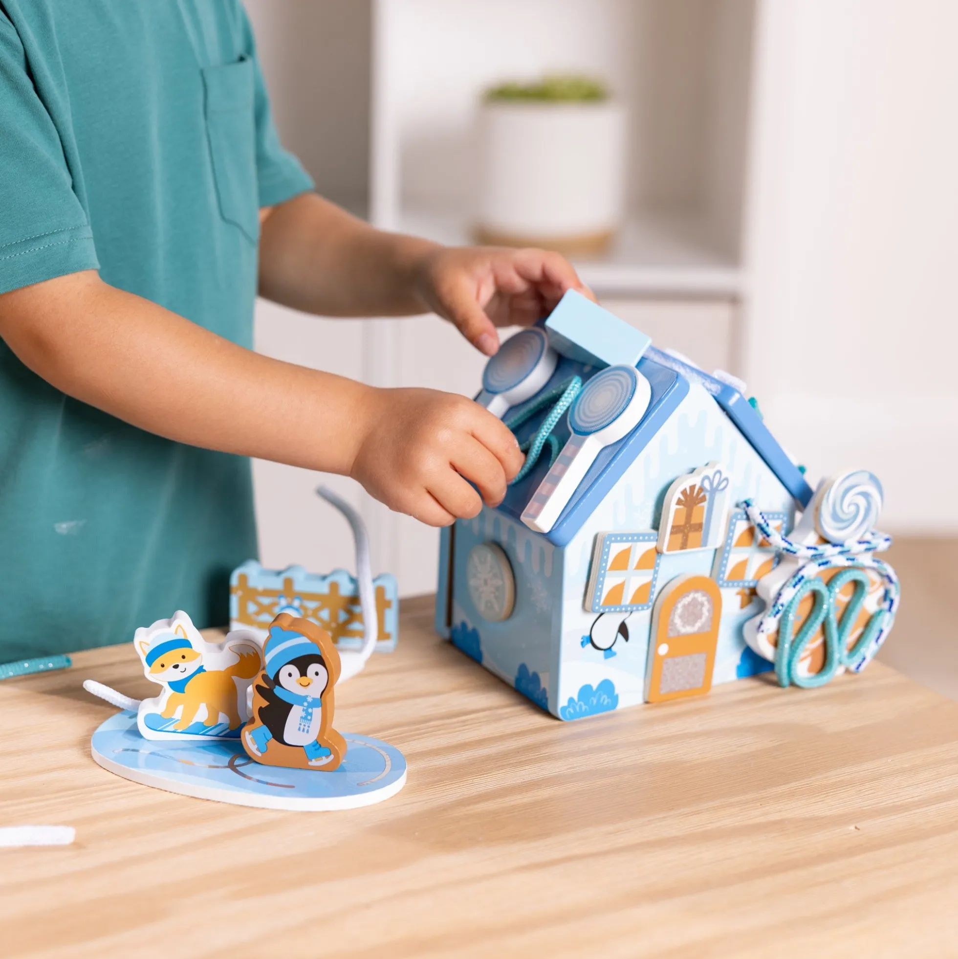 Wooden Gingerbread House Play Set – Winter Frost