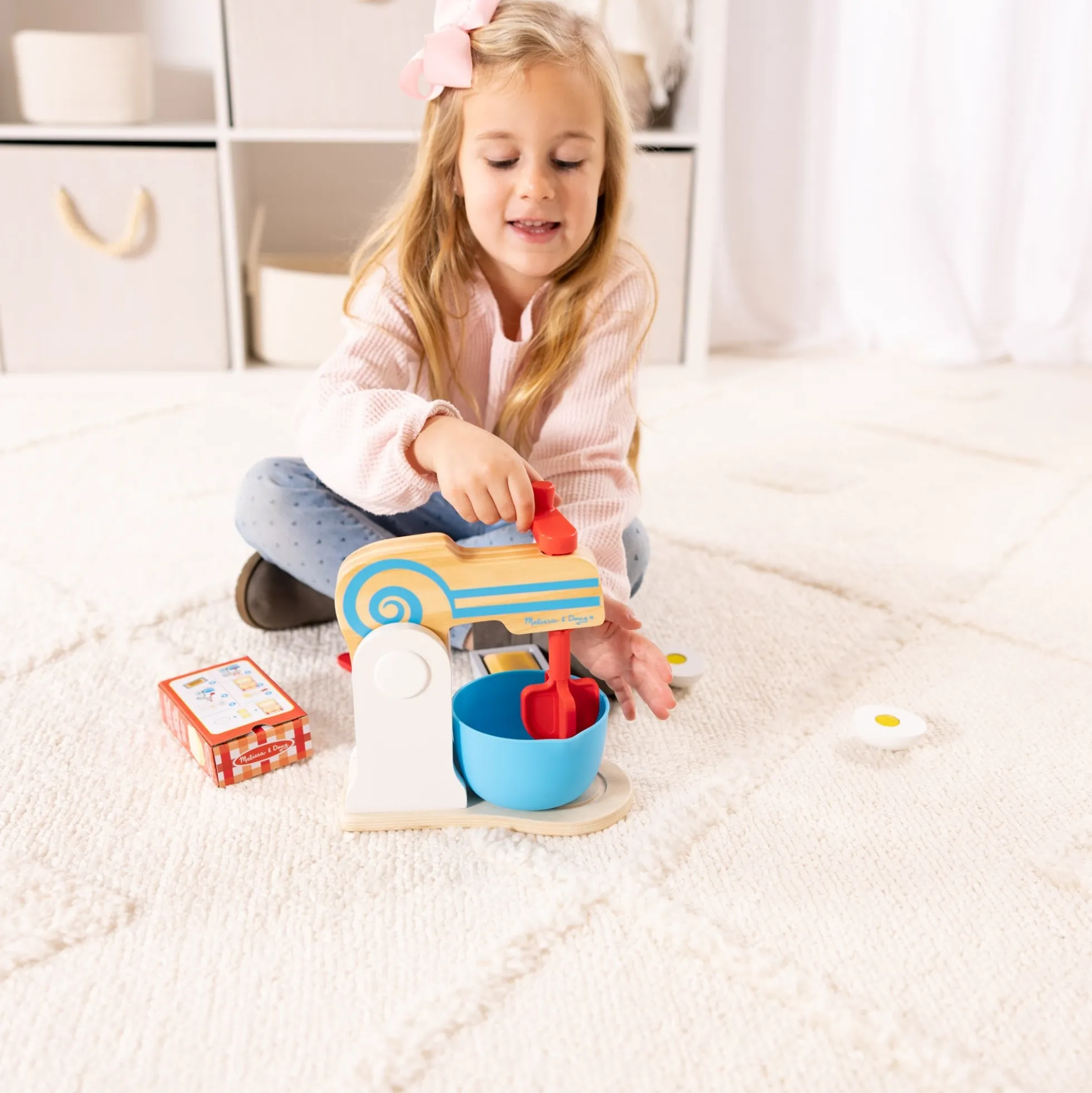 Wooden Make-a-Cake Mixer Set
